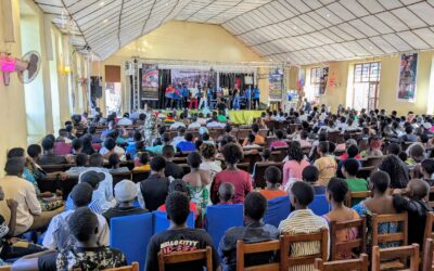 Beni : à Oïcha, Ubuntu Panafrika mobilise plus de 500 personnes autour de la culture pour la sécurité. L&rsquo;art en guerre contre la menace ADF