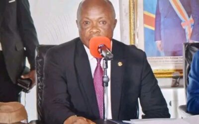 Kasaï : Le vice-ministre Théo Kazadi met en garde les gestionnaires d&rsquo;ecoles sur la détention de faux arrêtés