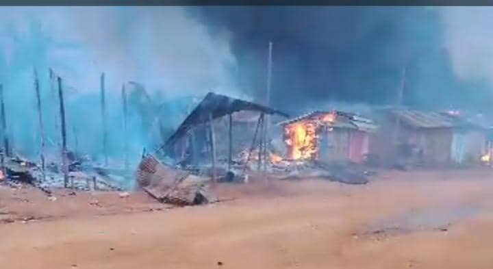 Beni : des morts et 77 maisons incendiées dans une attaque attribuée aux ADF à Mamove