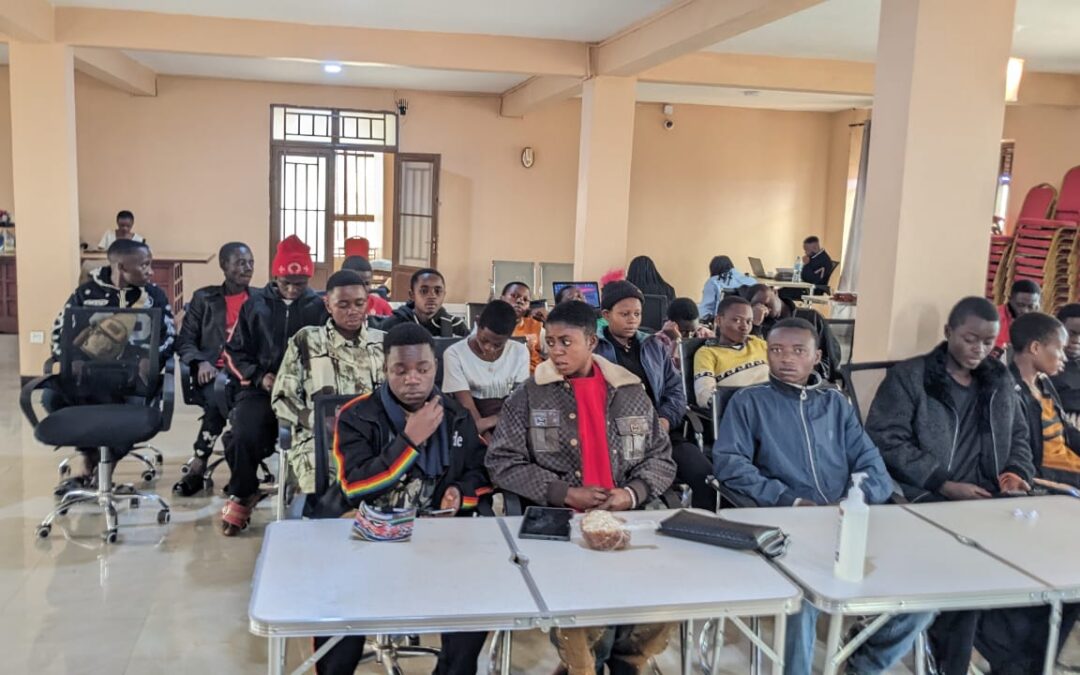 Nord-Kivu – Rafraichissement scientifique et découverte : les élèves de l’Institut Monseigneur Kahongya/Oïcha en visite scientifique à Butembo