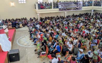 Nord-Kivu : à Butembo, plus de 1000 femmes réunies par Ubuntu Panafrika échangent autour de leur rôle et de leur place dans la lutte contre les ADF et autres formes d’insécurité