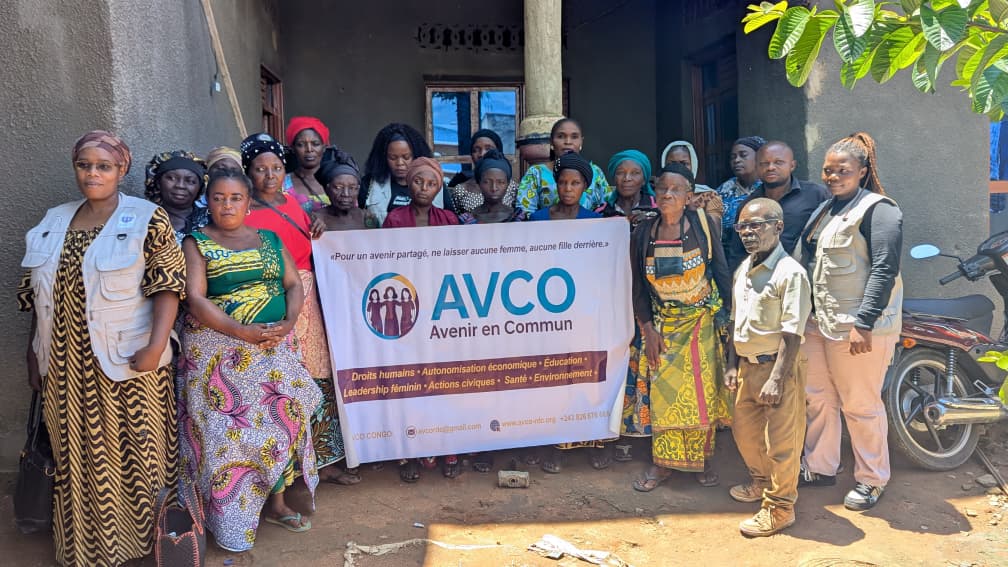 Beni : à Oïcha, l’AVCO renforce l’autonomisation des femmes, des veuves témoignent de leur transformation malgré l’insécurité !