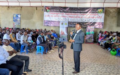 Beni : à Oïcha, plus de 700 participants majoritairement taximen réunis à l’appel de Ubuntu Panafrika pour réfléchir sur la sécurité, la vigilance face aux ADF et la mise en place des radios clubs de Ubuntu FM