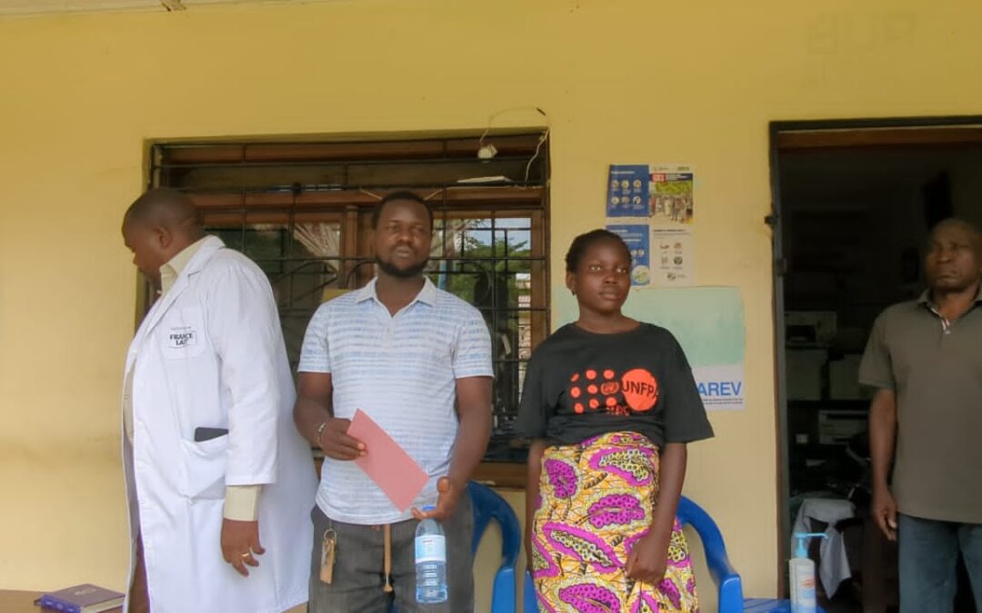 Oïcha : deux patients guéris d’Ebola déchargés du centre de traitement