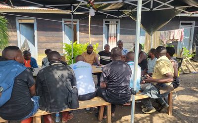 Manguredjipa : les leaders communautaires de Bandulu sensibilisés à la sécurité participative par Ubuntu Panafrika